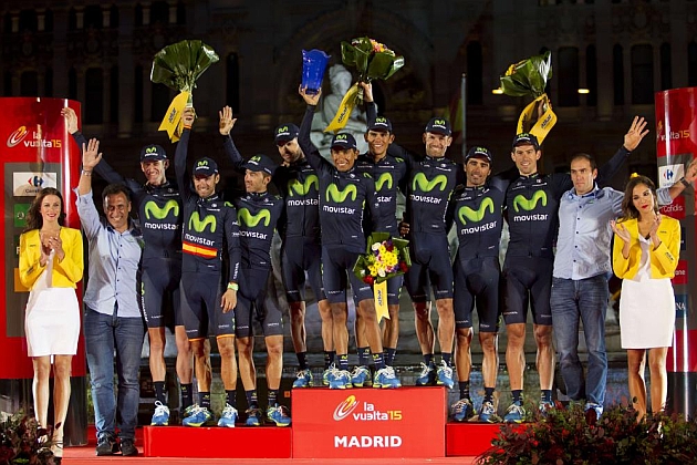 El ganador dela clasificacin por equipos de la Vuelta, Movistar Team. / Afp