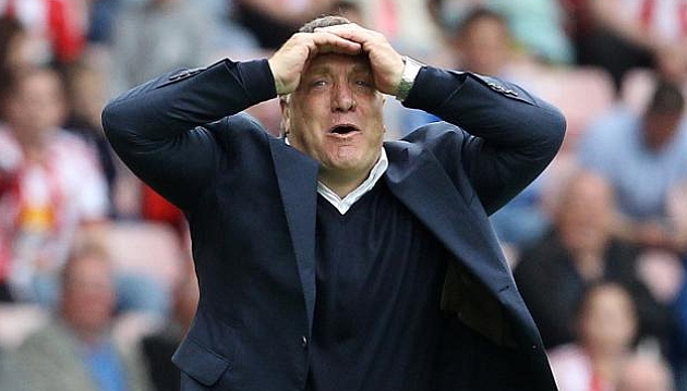 Dick Advocaat dimite como entrenador del Sunderland