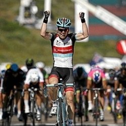 El belga Bakelants gana el Giro de Emilia en la ltima vuelta