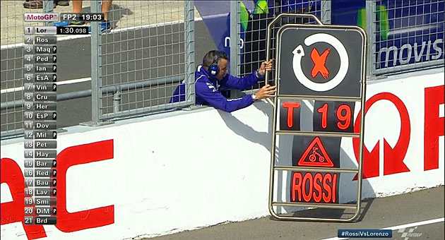 Rossi vuelve a ir detrs de Lorenzo