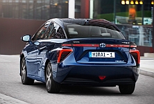 Al volante del Toyota Mirai, el coche de hidrgeno ya es real