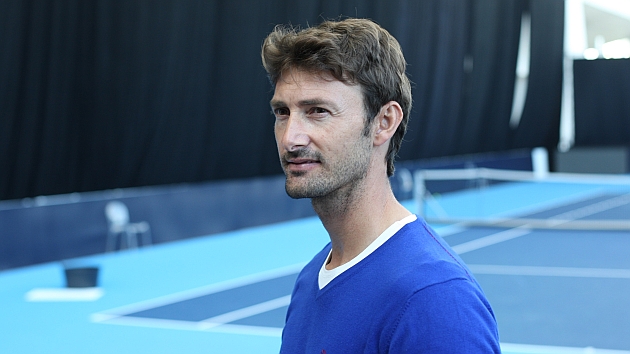 Juan Carlos Ferrero durante la visita a las nuevas pistas del torneo.