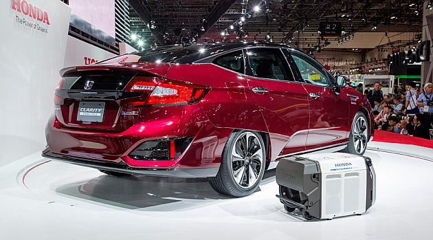 Honda 'juega limpio' con el Clarity Fuel Cell