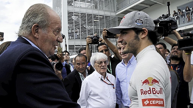 El Rey Juan Carlos asiste a la primera jornada del Gran Premio de Mxico