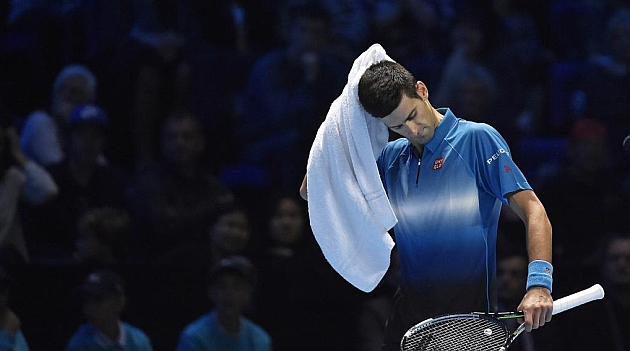 Djokovic, con la toalla