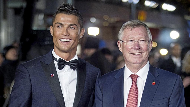 Cristiano Ronaldo junto a Ferguson en la presentacin de la pelcula del futbolista