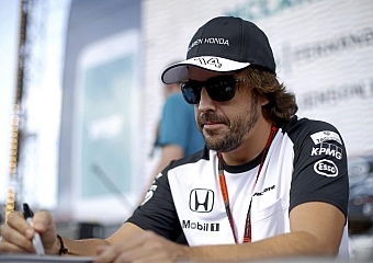Alonso desmiente a Ron Dennis: La presin es a Honda, para que haga un buen trabajo