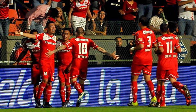 El Toluca elimina al Puebla gracias a un solitario gol de Uribe