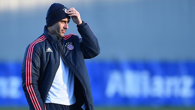 Pep Guardiola, durante un entrenamiento del Bayern