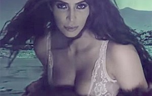 Kim Kardashian en su vdeo ms caliente