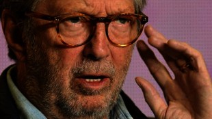 Eric Clapton: "Me estoy quedando sordo y mis manos fallan"