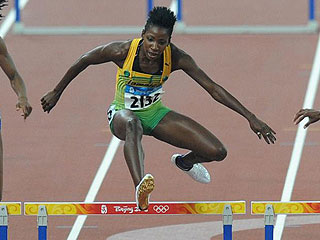 La campeona olmpica de 400 vallas, la jamaicana Walker (AFP)