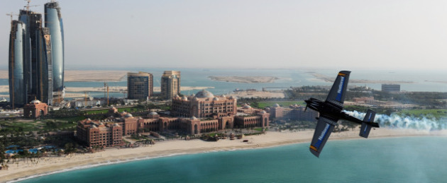 Alejandro Maclean, en el cielo de Abu Dhabi. FOTO: TEAM MACLEAN