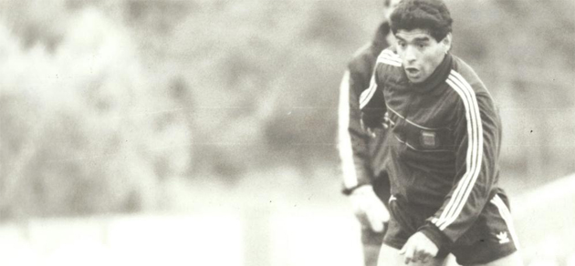 Diego Armando Maradona, durante un entrenamiento en Italia 1990. FOTO: MARCA.