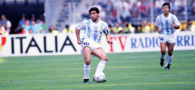 Diego Armando Maradona, en un partido con Argentina durante el Mundial.