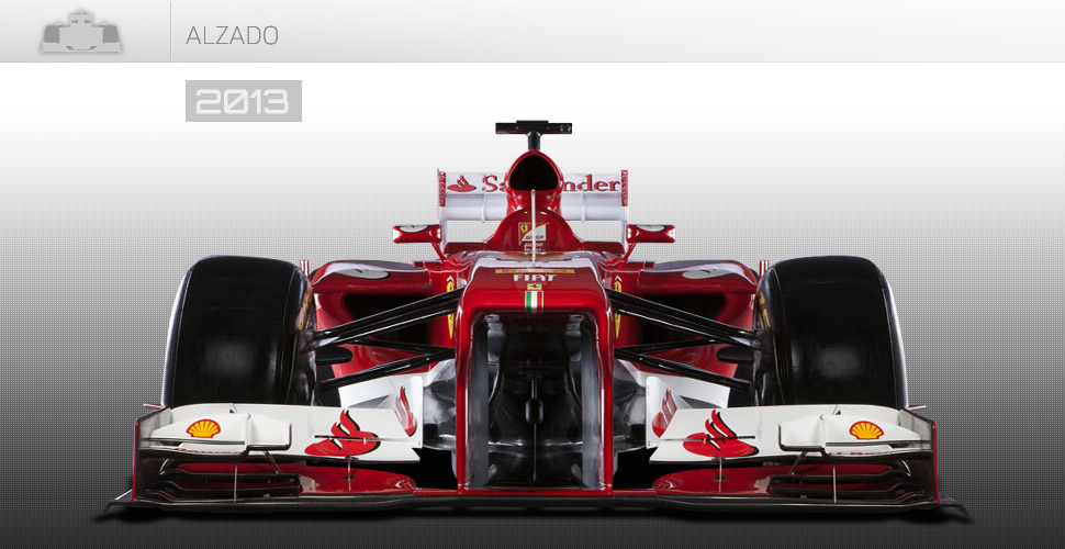 Vista frontal del Ferrari de 2013